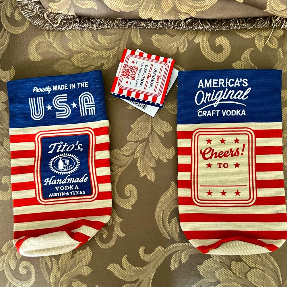 NWT Tito's Handmade Vodka Patriotic USA Burlap Bottle Sleeve
